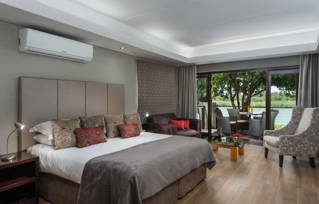 River Place Manor Апингтон Экстерьер фото